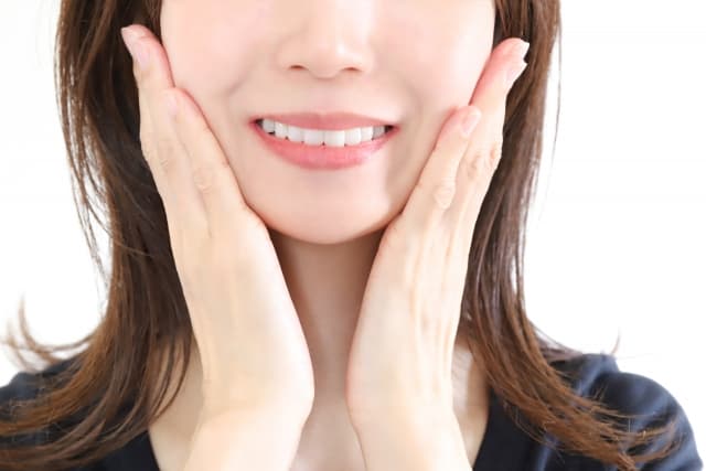 詰め物・被せ物をした歯のイメージ